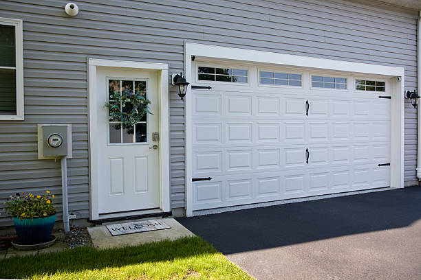 24/7 Emergency Garage Door Panel Replacement experts in Curry County County, NM